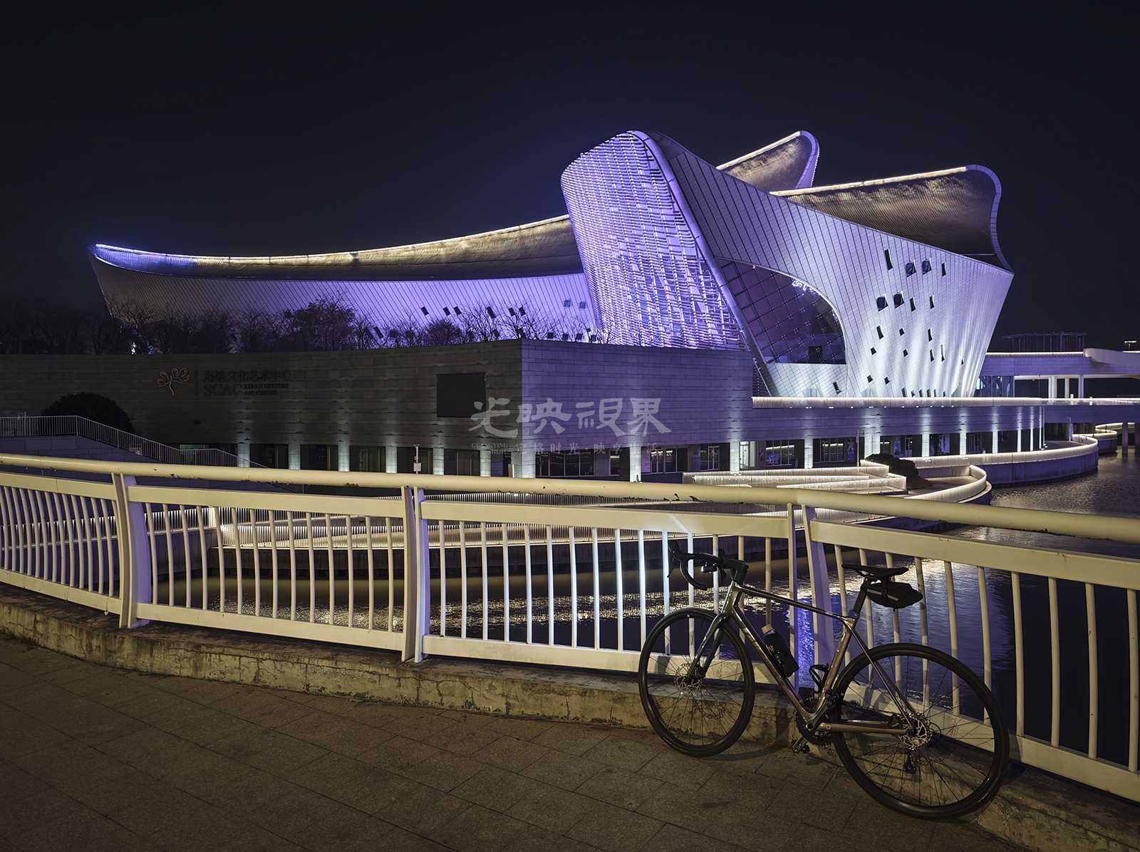 0311夜骑海峡歌剧院1600.jpg