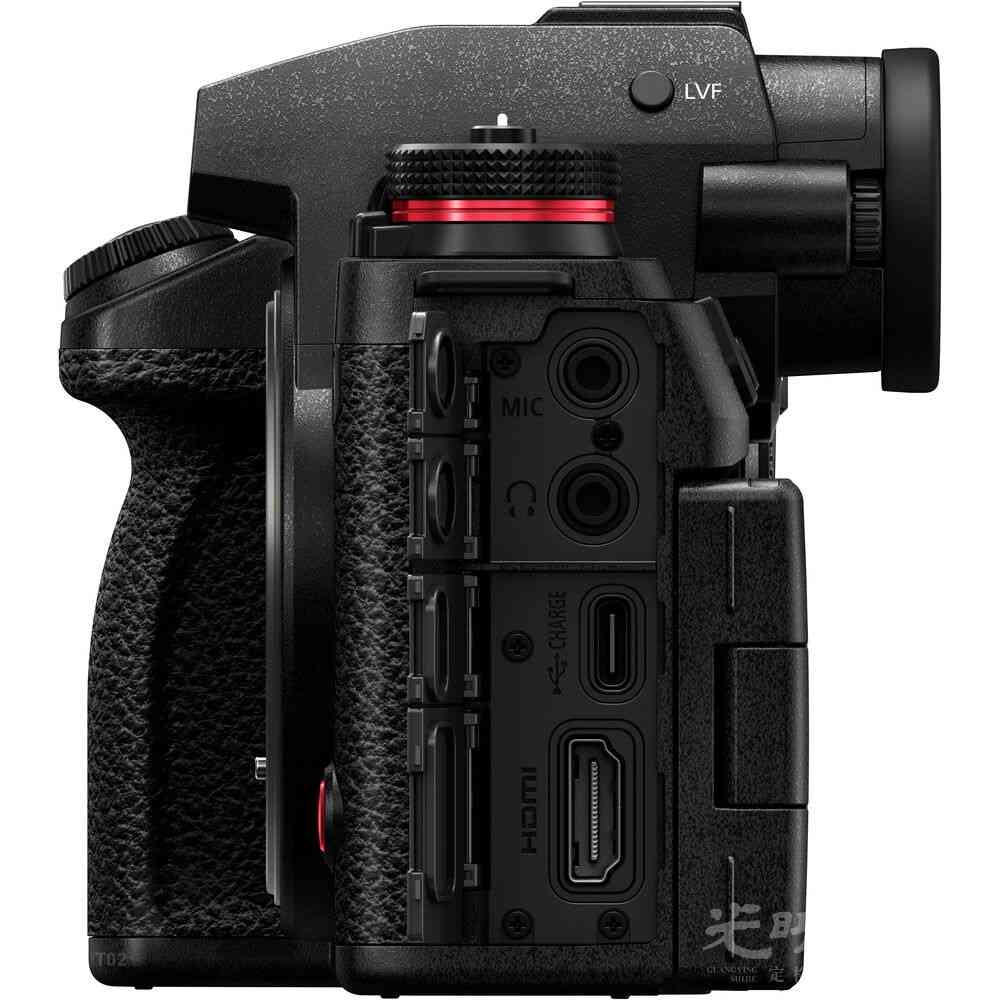 Panasonic Lumix S1R II05.jpg
