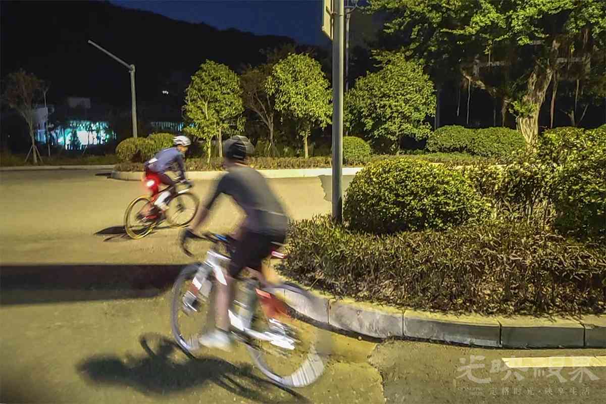 掉头1200.jpg