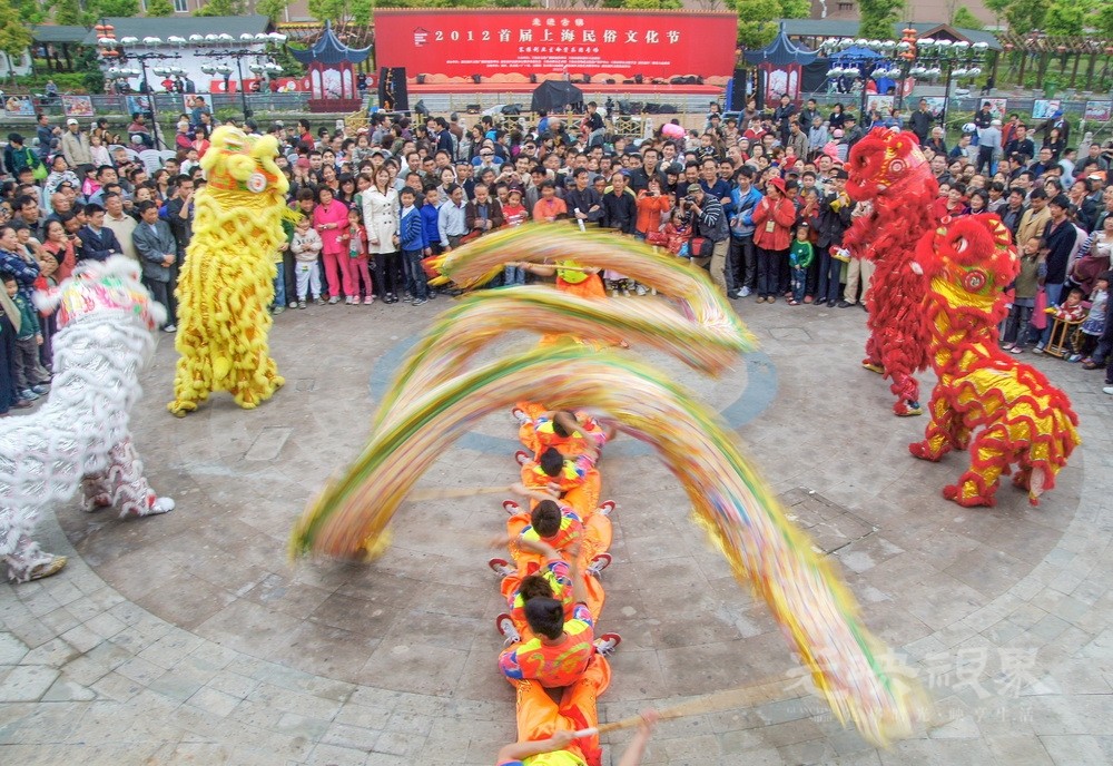 29.龙腾蛳跃--2012.5.1摄于在上海浦东新区三林古镇举行的2012上海市首届民俗文化节活动。.JPG