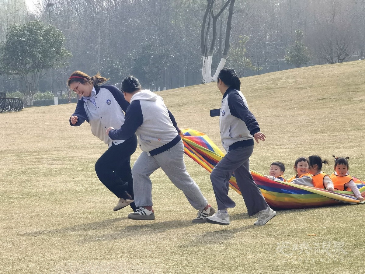 夏帮旗-师生情kd8Kfe4T3H.jpg