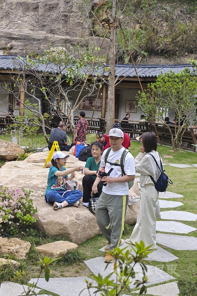 再游三江口植物园0191024.jpg