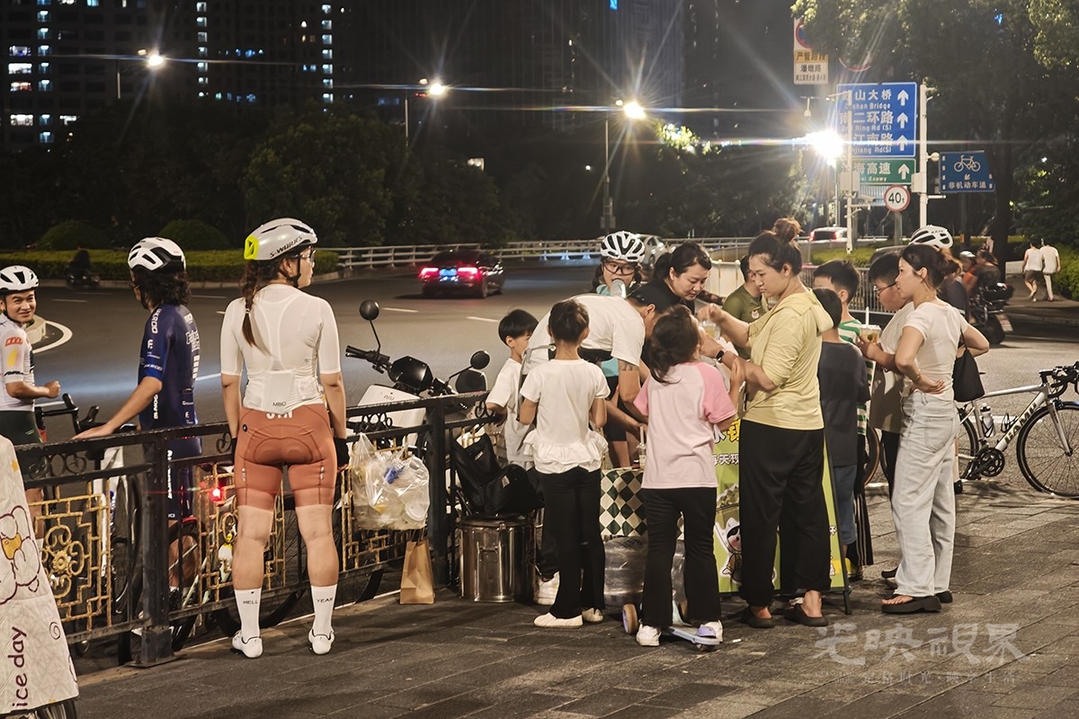 夏夜1200.jpg