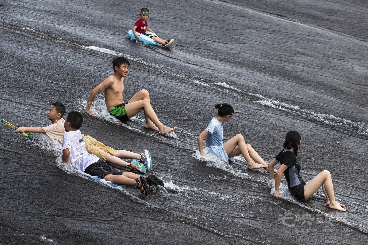 张志坤-夏日乐趣90PzNdbYn5pD.JPG
