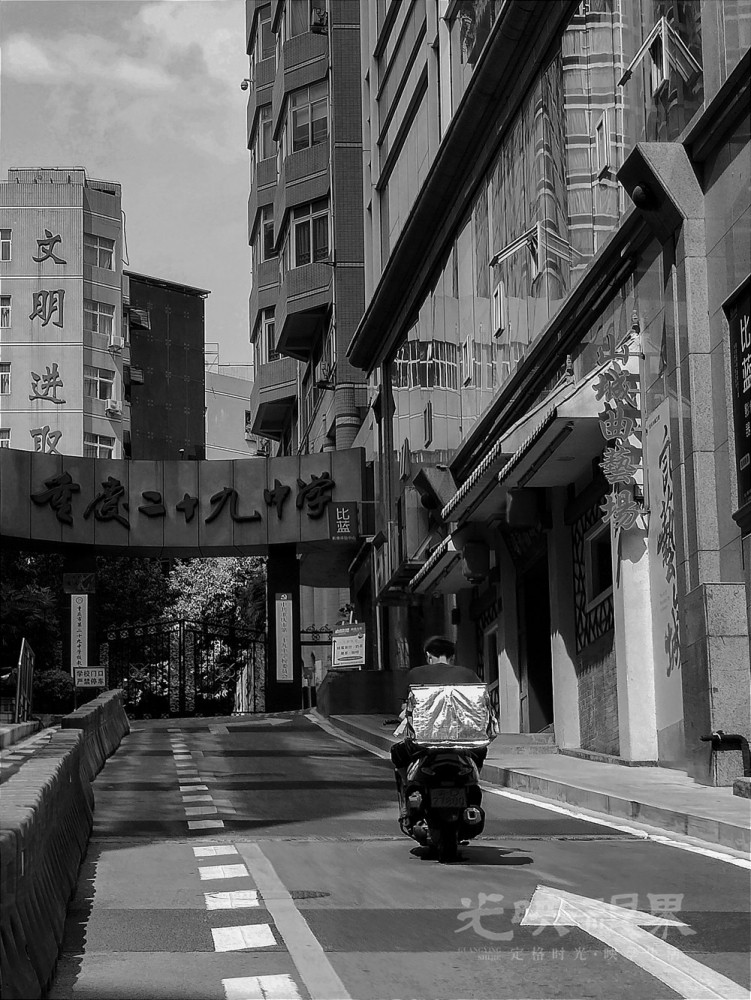 2022-08-25【小米影像】随手拍：经典一刻，分享瞬间，留存精彩。 - 副本.jpg