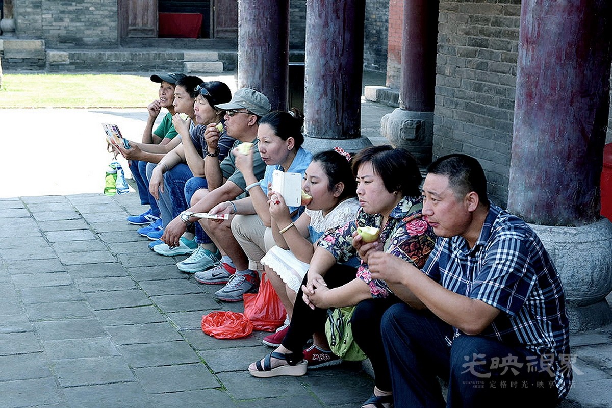 32赵金华-旅途小憩88iKm2SK4RhR.jpg
