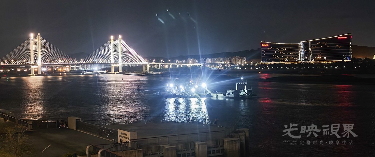 东江滨夜色041200.jpg