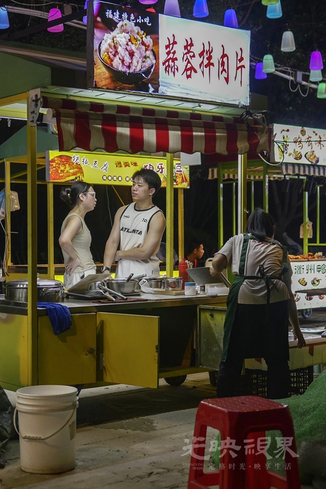 夜摊021024.jpg