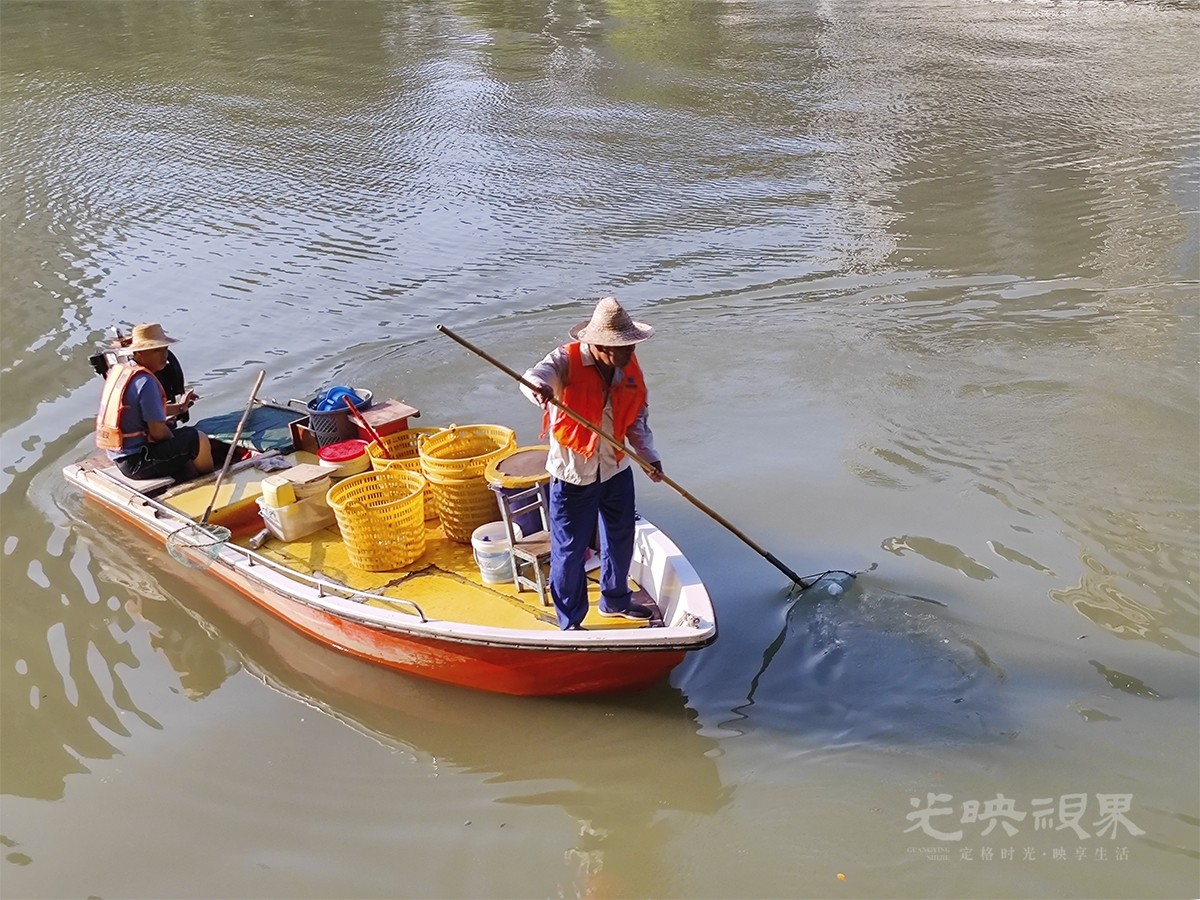 江河美容师0011200.jpg