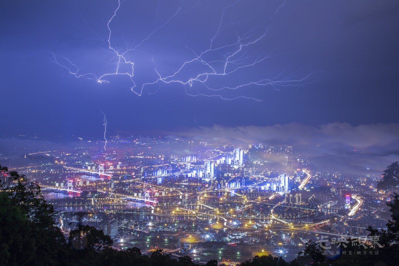 鼓山电闪雷鸣_1.JPG