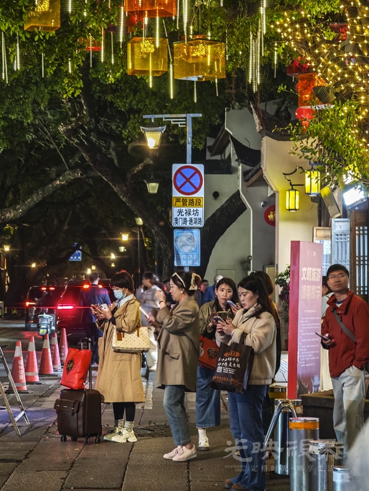 街头夜色0021024.jpg