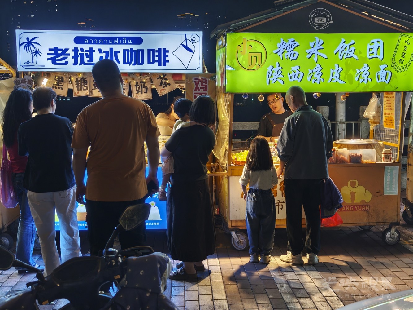 街头夜色0051600.jpg