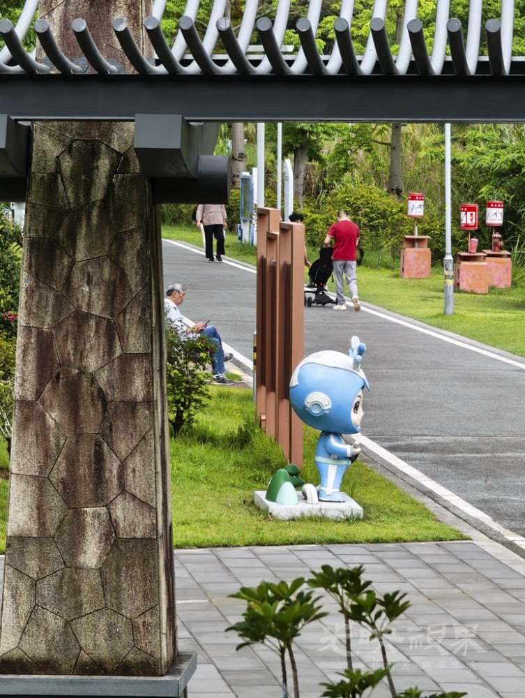 飞凤山奥体公园0051024.jpg