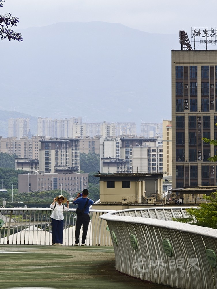 飞凤山奥体公园0091024.jpg