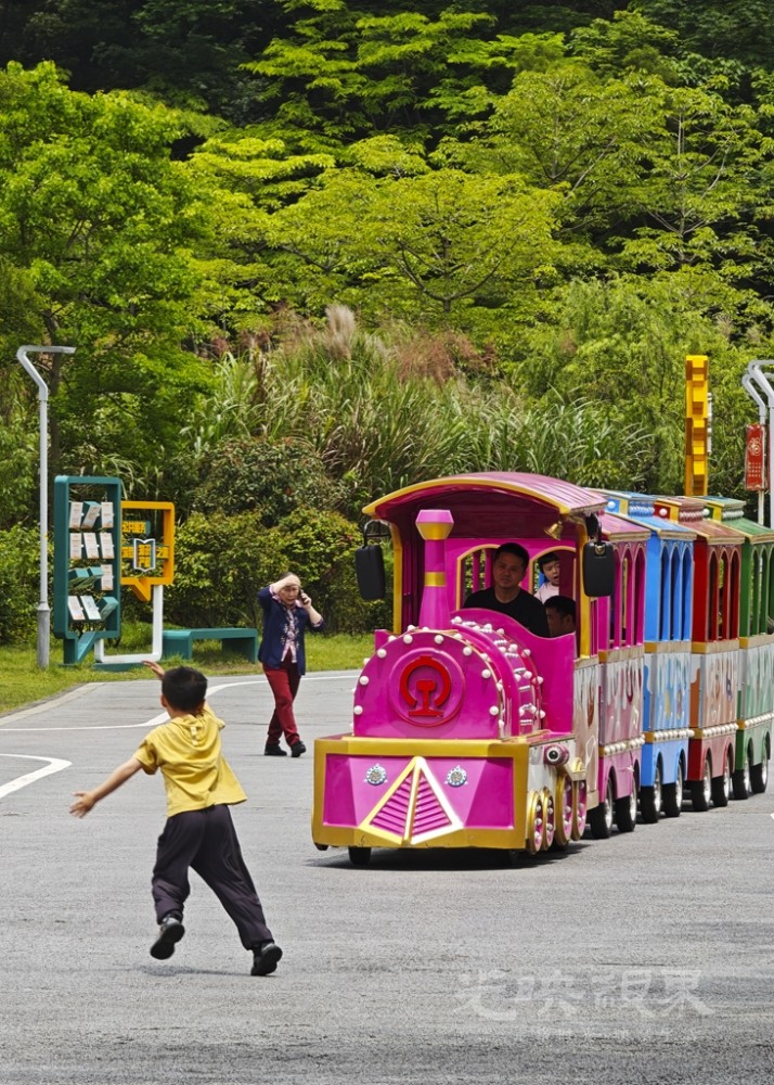 飞凤山奥体公园00181024.jpg
