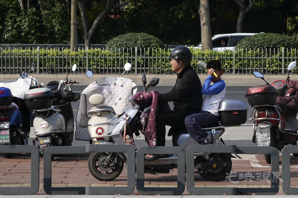 人来人往061200.jpg