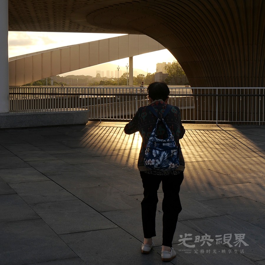 捕光捉影900.jpg