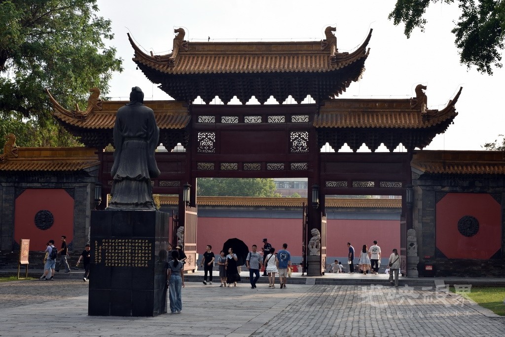 D72_8106.jpg