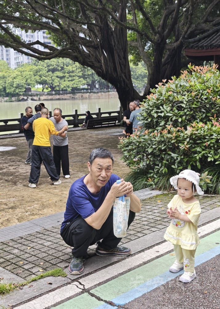 老有所乐031024.jpg
