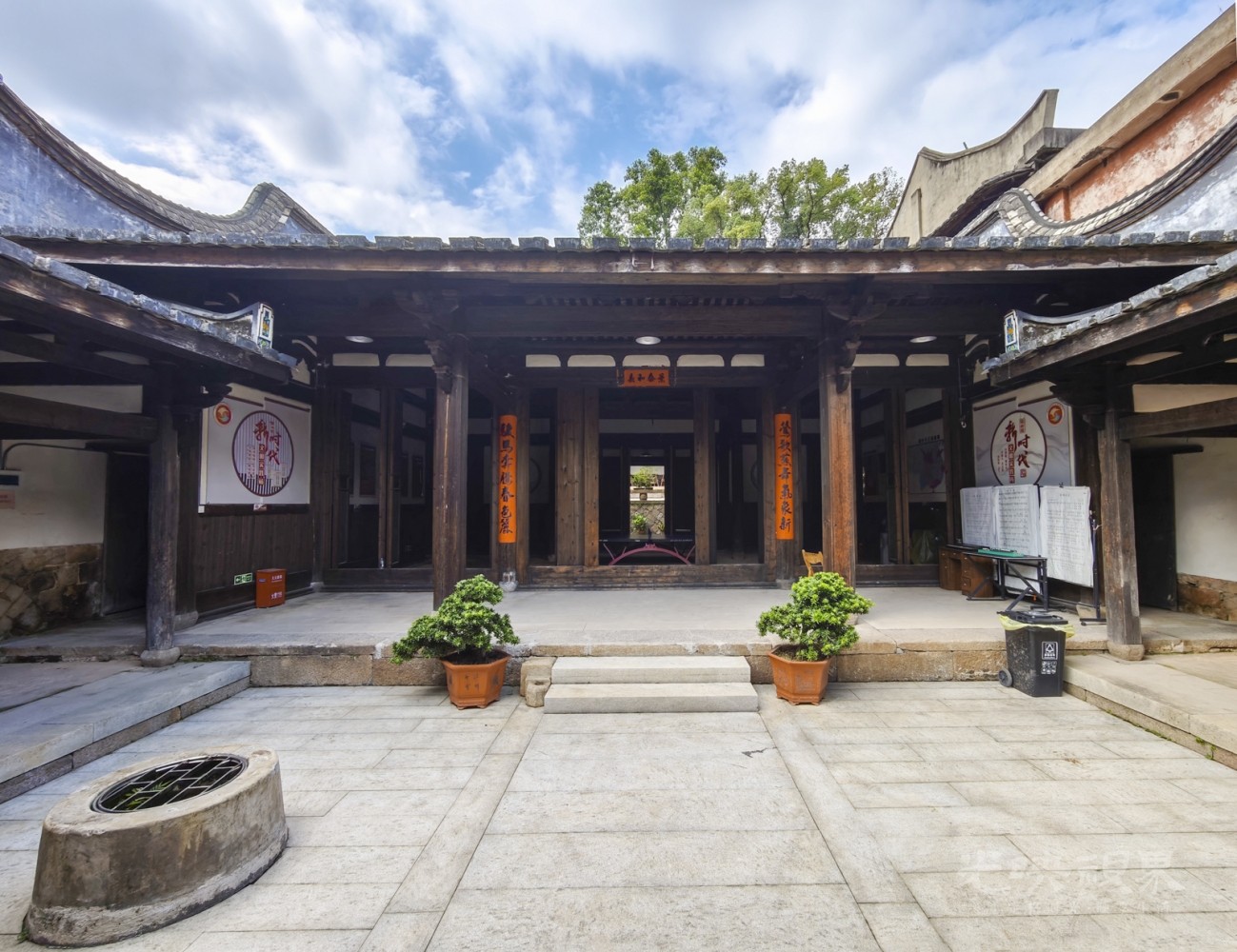 张经祠堂021600.jpg