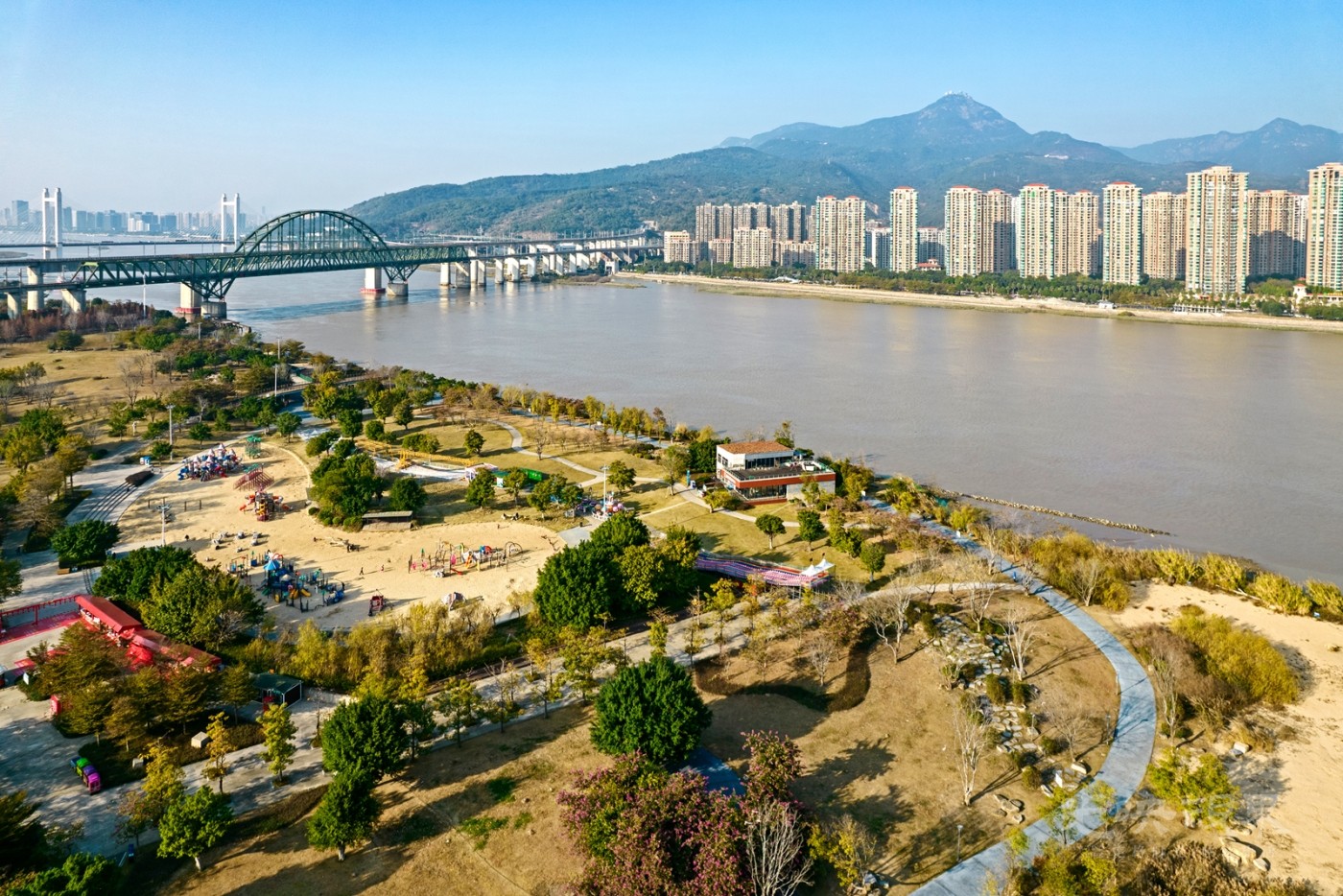 飞瞰三江口公园1600.jpg