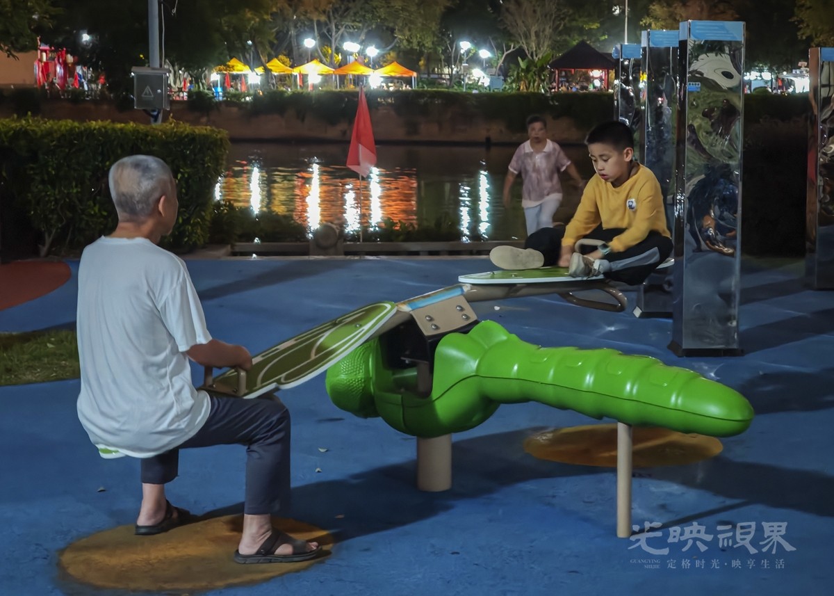 快乐的夜晚0071200.jpg