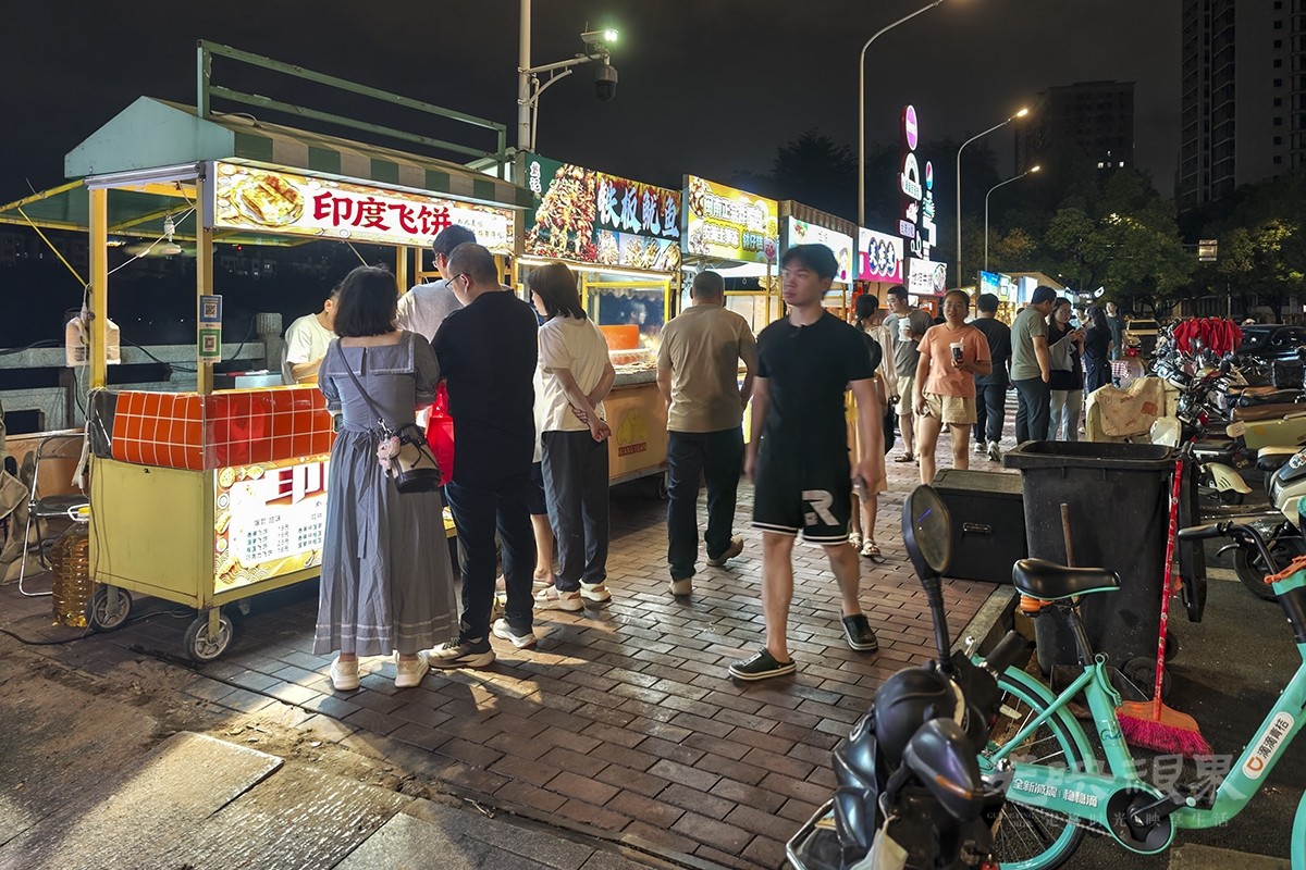 夜色烟火0081200.jpg