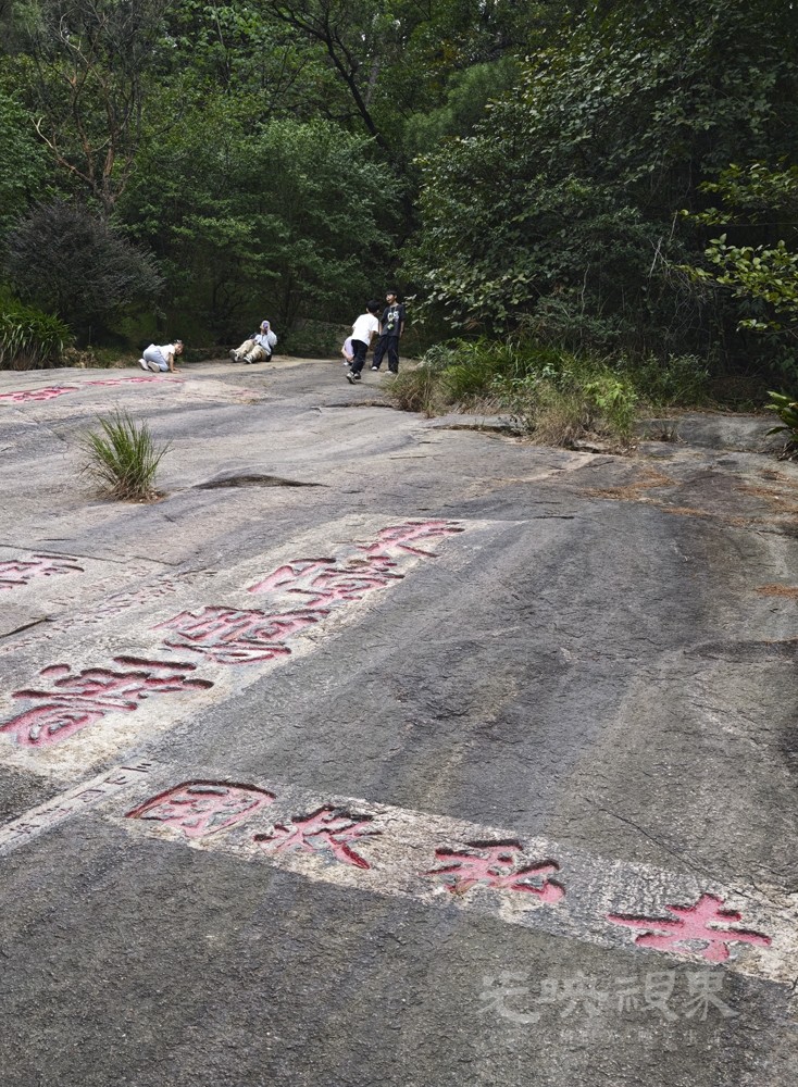 登鼓山071000.jpg