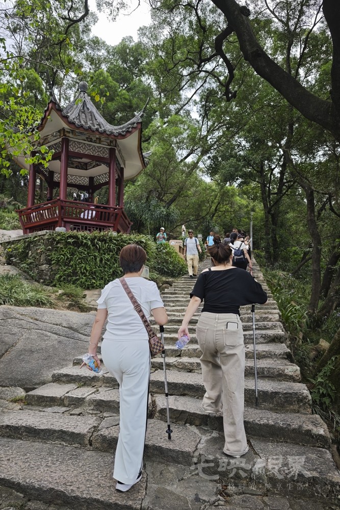 登鼓山0101000.jpg